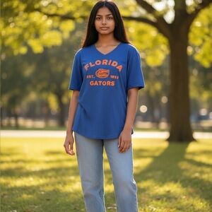 Florida Gators Fanatics‎ Women's T-Shirt Blue Orange College Tee Size Medium NEW
